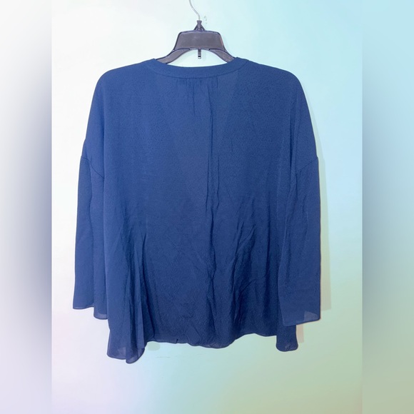 Banana Republic Women’s Navy Blue Blouse Size Large - Picture 2 of 7